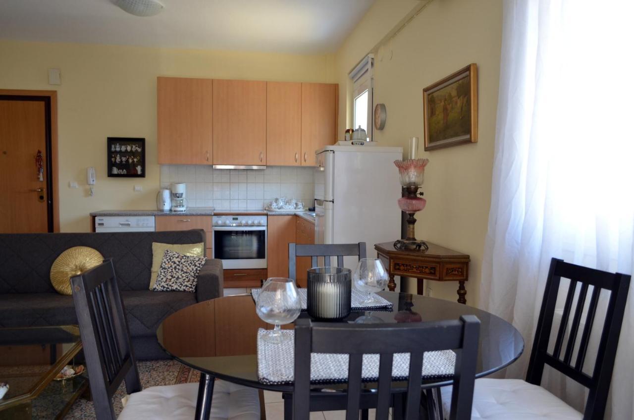 Delmare Dion Apartment Thessaloníki Ngoại thất bức ảnh